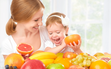 Самые полезные фрукты и овощи для детей по сезонам